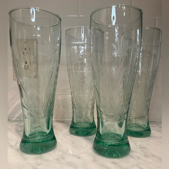 Vintage Etched Glass Beer Pilsner Glasses- 4 - Picture 3 of 3